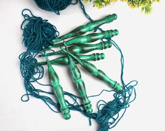 Handcrafted Wooden Crochet Hook Set: Indian Craft Design, Sizes 4.5-6.5mm