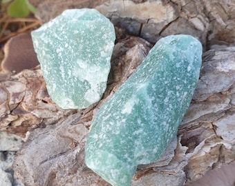 2 Raw Green Quartz. Rough Green Quartz. Natural Green Quartz. Green Quartz Properties. Raw Aventurine.