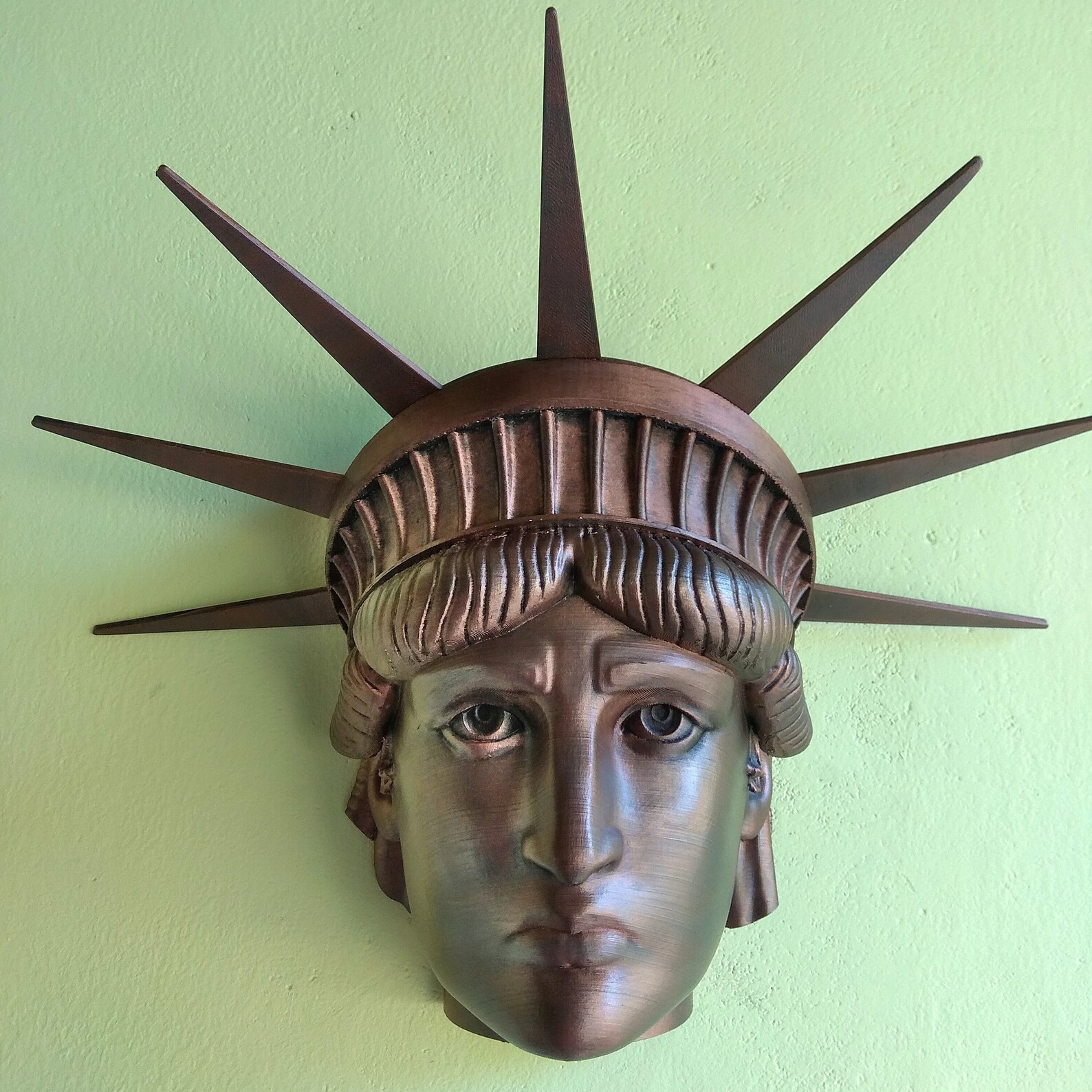 Wall Mounted Statue of Liberty Head. 3D Printed Wall Decor. Statue of Liberty Wall Hanging
