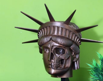 Wall Mounted Statue of Liberty skull Head. 3D Printed wall decor. Statue of Liberty Wall Hanging Sculpture. Faux Copper.
