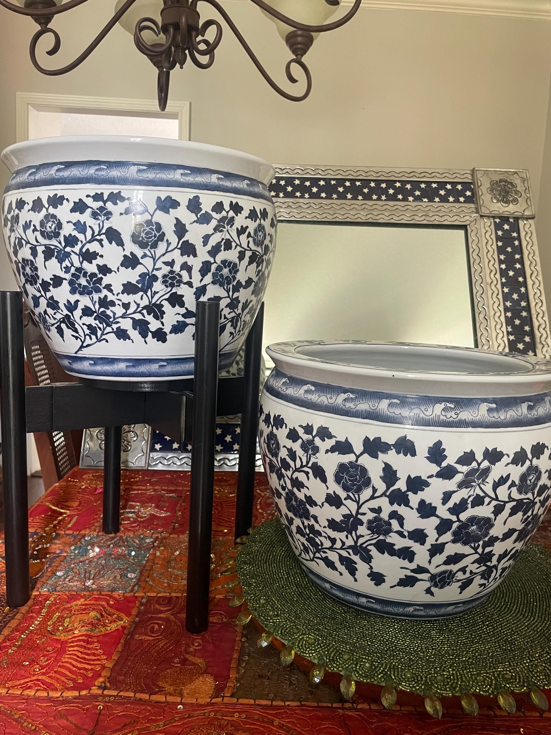 Blue and white porcelain planter - Etsy 日本