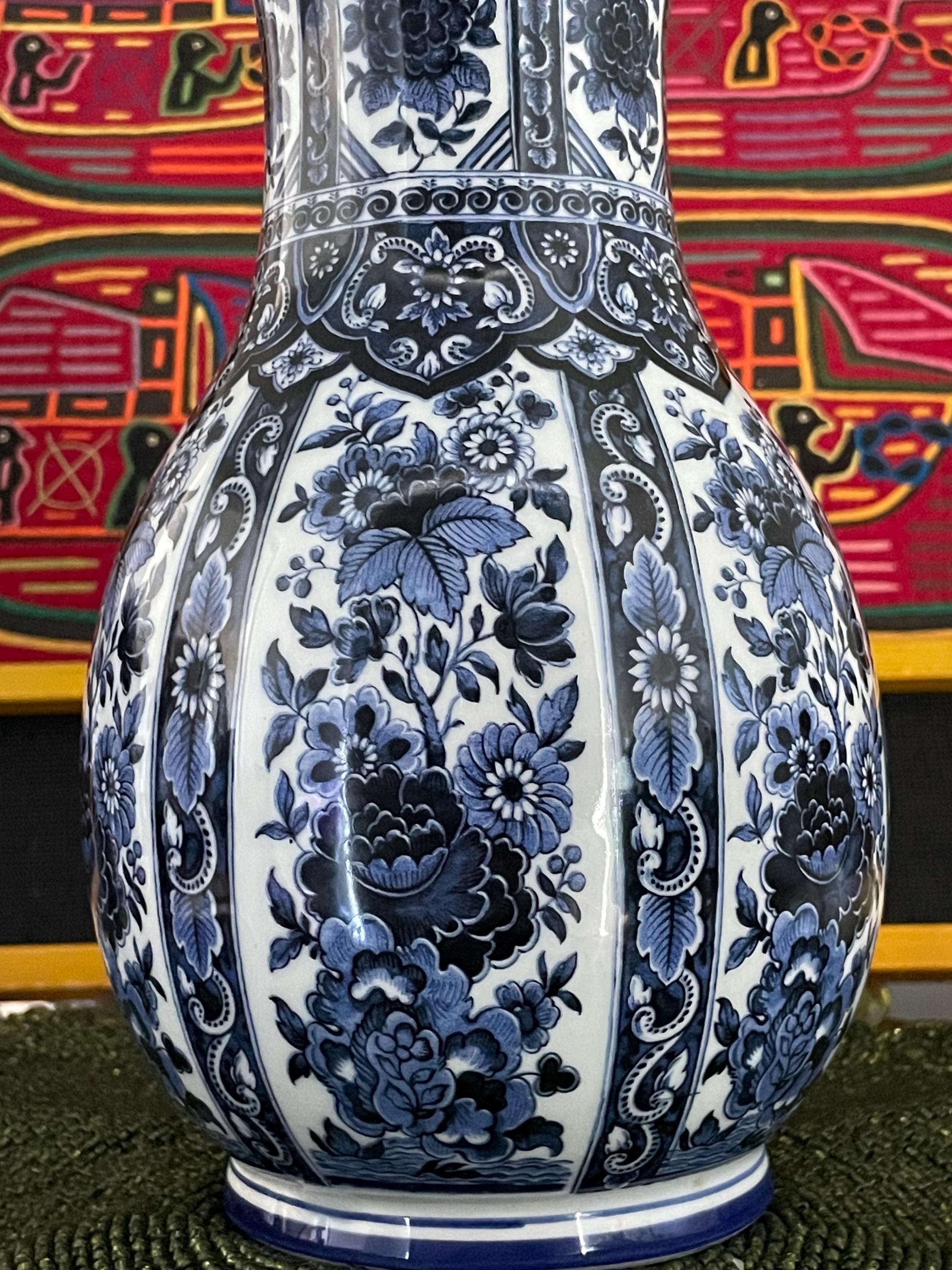 Vintage Ardalt Blue Delfia Blue White China Chinoiserie Vase