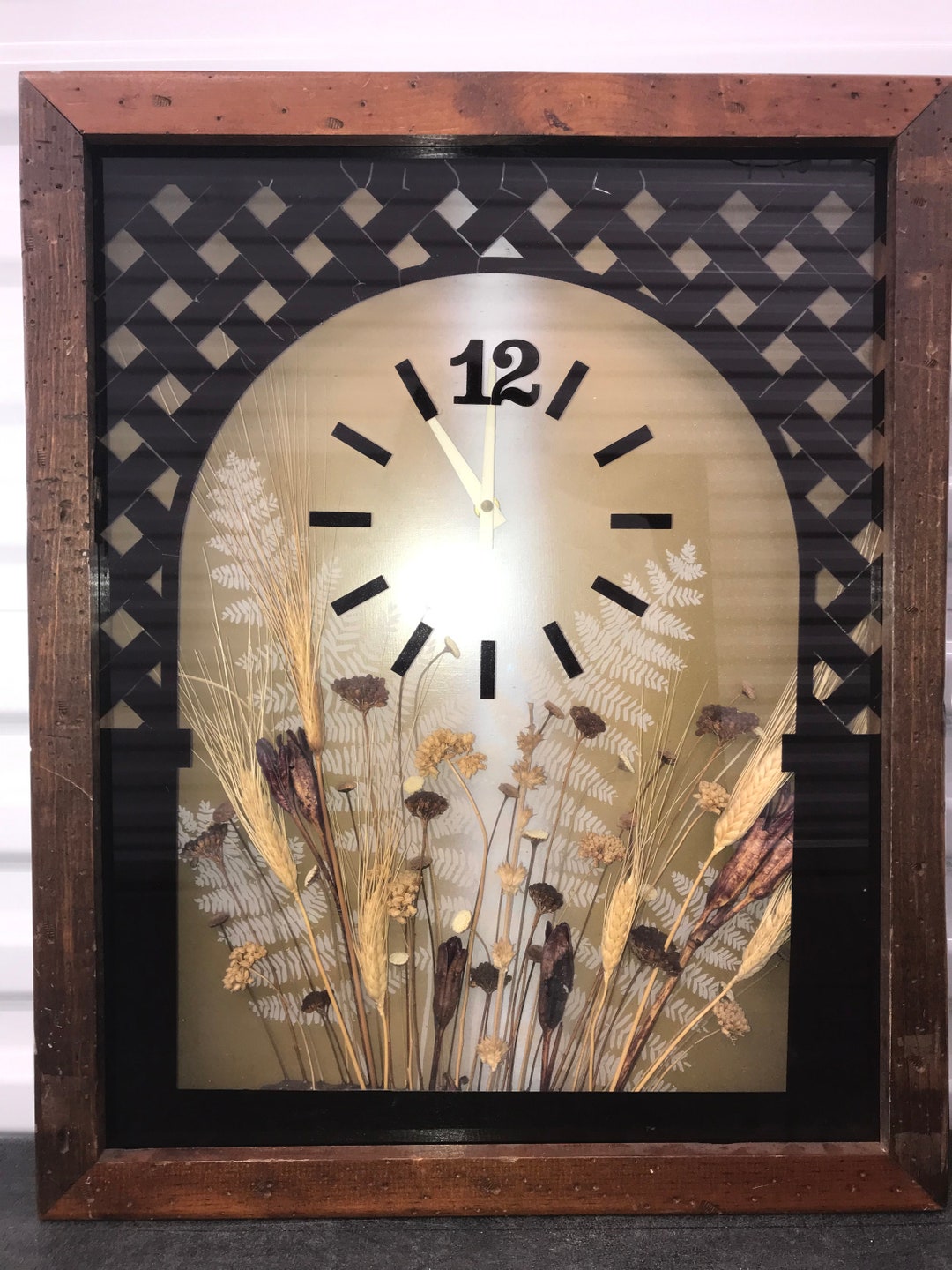 Vintage Shadow Box Clock With Dried Flowers Retro 60s 70s Etsy