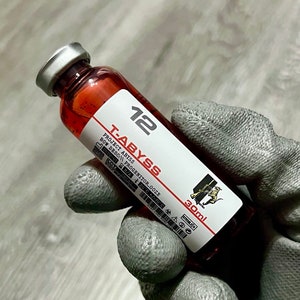 12 T-Abyss (Il Veltro Variant) - Virus and Pathogen Lab Sample Vial Prop - Resident Evil / Biohazard / Umbrella Corporation