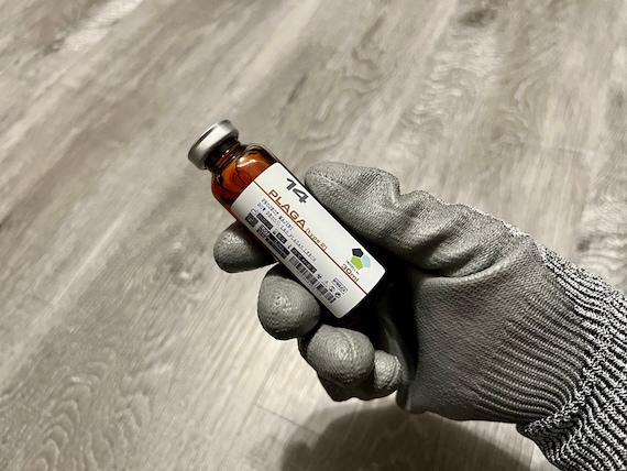 Accessoire de fiole Resident Evil Style Plaga Type 2 - chantillon de  laboratoire Biohazard - Etsy France