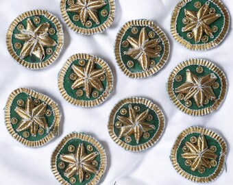 Gota Patti Appliques – Floral Embroidered Indian Patches, 15 pcs