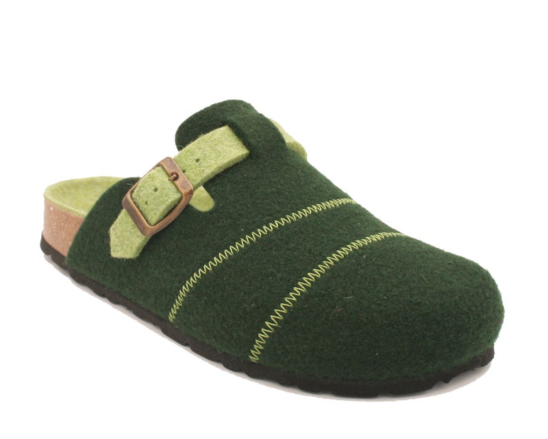 Oxygen Footbed Felt Clog Bath in Green image 1