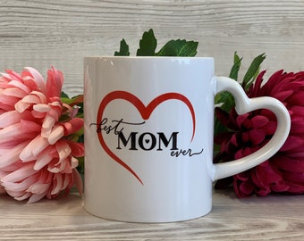 Personalisierte Tasse mit Herz Henkel | Für die beste Mama| Kaffeetasse| Kaffeebecher| Teetasse| Geschenk für Muttertag, Erzieher, Lehrer