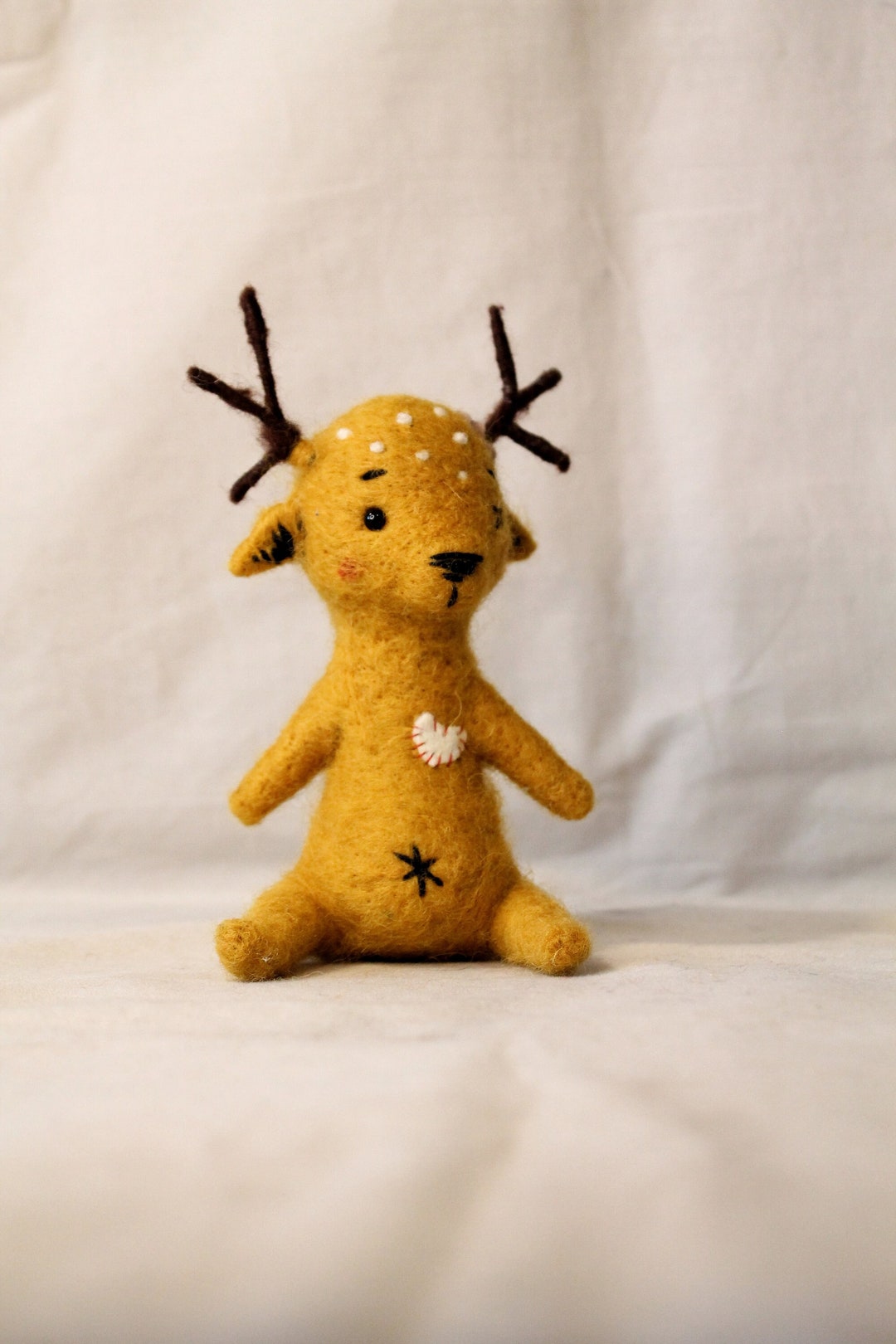 Handmade Felted Deer Puppet, Plush Nature Deer Reindeer Needle Felted ...