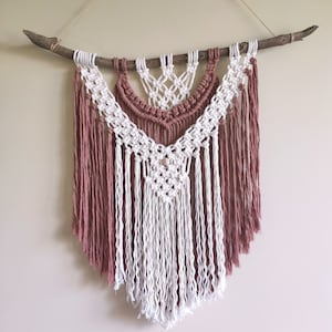 Handmade Macrame Wall hanging | Ethnic & Boho Macramé Tapestry