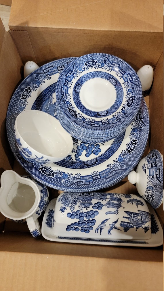 Blue Willow Dishes 