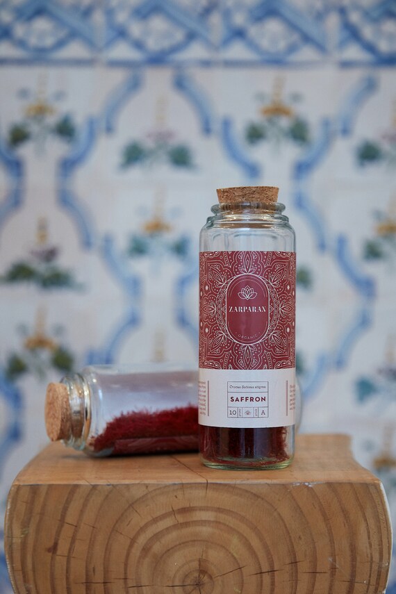 Saffron - 10g + FREE Small Bottle of Either Pistachio or Sumac 