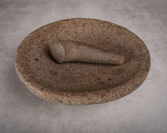 Old Stone Mortar and Pestle, Retro Kitchen Grinder (10.6")