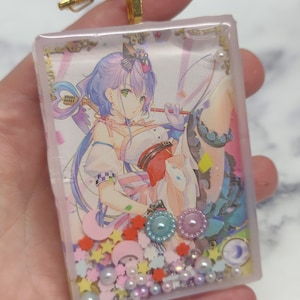Anime Goddess Shaker Keychain- Estilo Kawaii- Pastel- Fan Art- Resin Shaker- Vocaloid