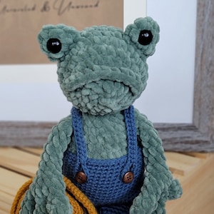 Low Sew - Herbert the Frog Crochet Pattern, crochet frog pattern, frog pattern, frog, doll pattern, overalls, low sew pattern, hat, no sew