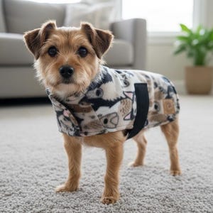 Handgefertigte Fleece Hunde Mantel Jacke: Haustier Druck, Warme Winterbekleidung
