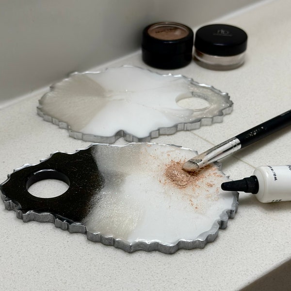 Resin Makeup Palette. Nail art display. nail Polish Palette. Color Mixing Palette. Bridesmaid favors  Mother day gift