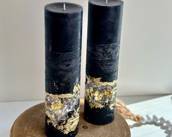 Black scented candle is geode crystal candle,  Concrete decorative candle. Modern gift for the home. Black and gold home decor. Gotic style.