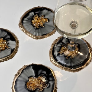 Mother&#39;s Day Gift,Geode Coasters with Stand, set of 4 with stand ,resin coasters with a stand, woman/gift for  christmas.Wine coasters