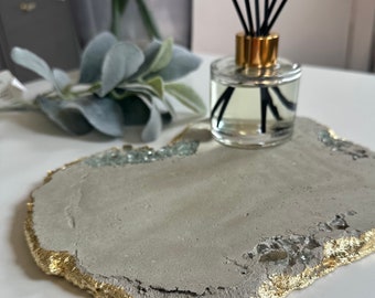 Concrete irregular tray with 14K gold edge, vanity tray. Decorative tray. Home accent decor.