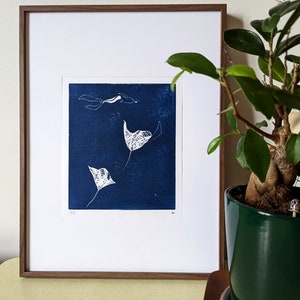 MANTA RAYS - LINOGRAVING