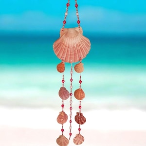 Carillón de viento de concha de vieira irlandesa, pequeño, diseño floral en decoupage, hecho a mano, móvil único, decoración para casa de playa, regalo original para San Valentín.