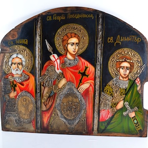 Ícone exclusivo 100% pintado à mão - Guerreiros Sagrados de Deus - São Menas, São Jorge, São Demétrio - árvore velha/envelhecida - 53x64 cm. - Arte Bizantina Ortodoxa