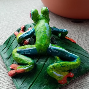clay sculpture handmade frog sculpture home decor