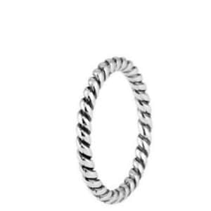 May include: A silver twisted band ring.