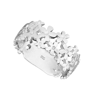 Sterling Silver Wide Daisy Chain Band, in Sizes G to Z