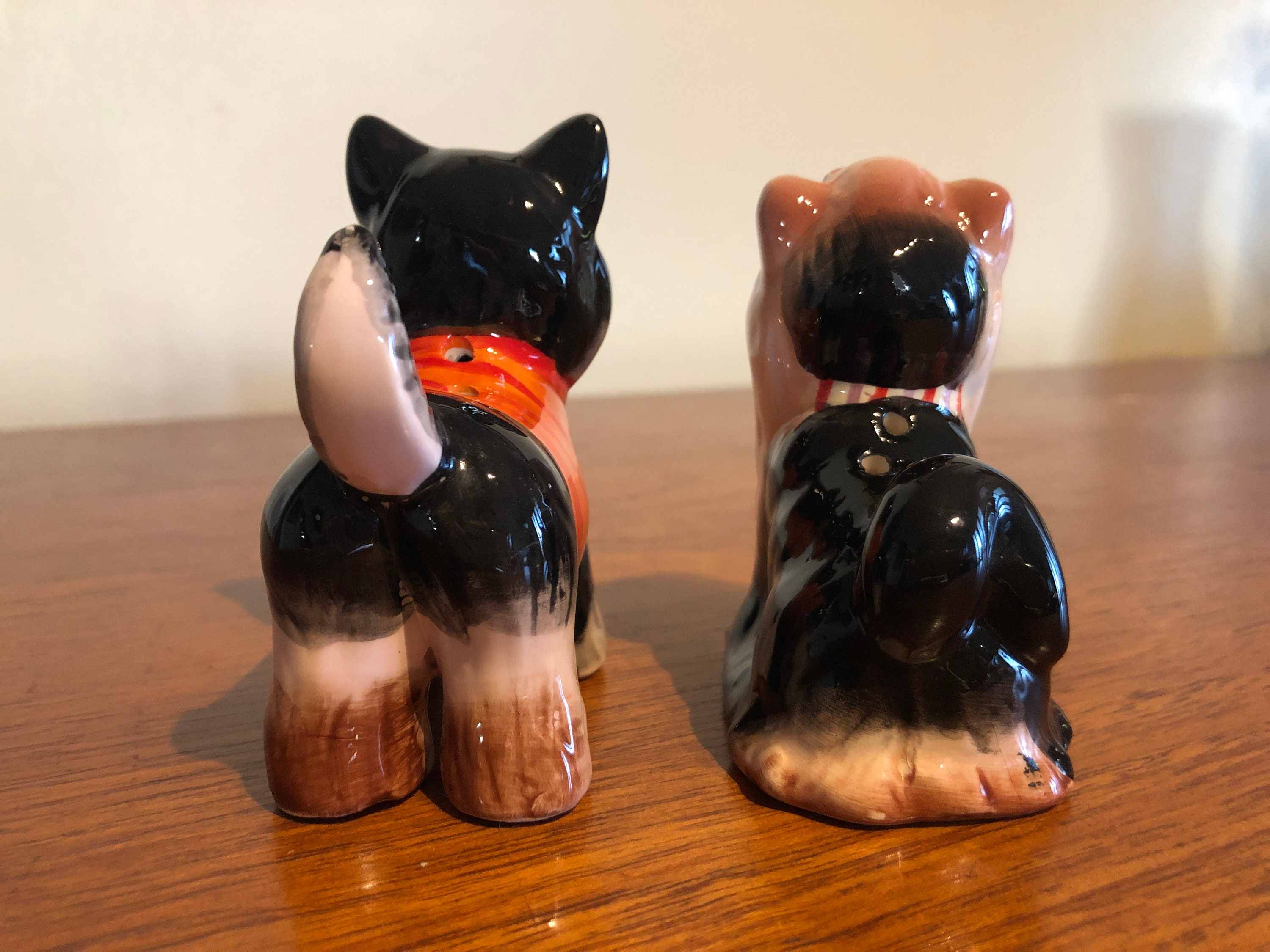 Kissing Yorkies Salt & Pepper Shaker Set Smooching Yorkshire Etsy