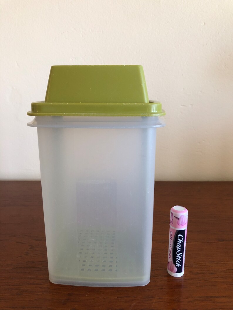 Tupperware Pickadeli Container, Food Storage Keeper, Perfect for