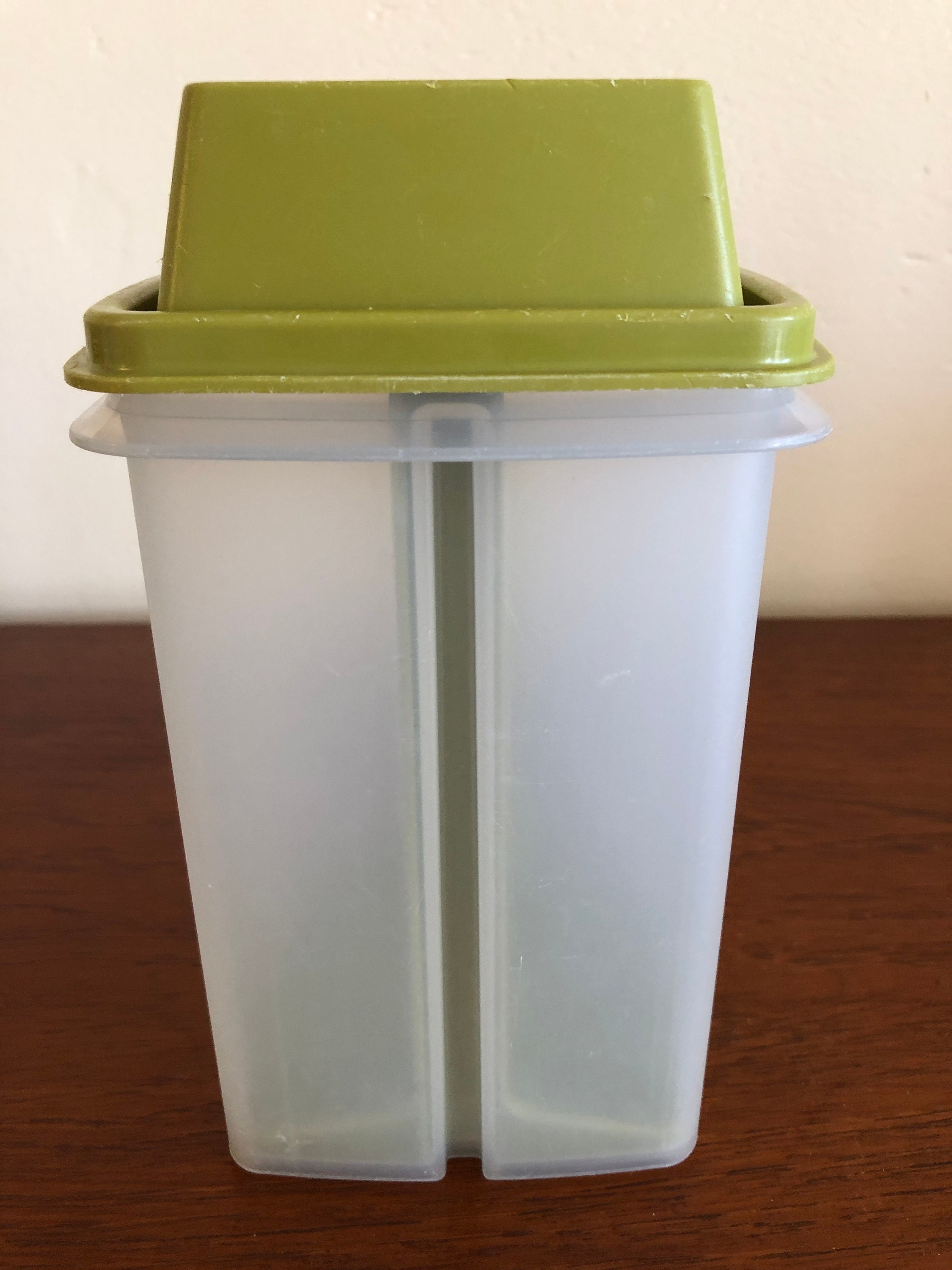 Tupperware Pickadeli Container, Food Storage Keeper, Perfect for