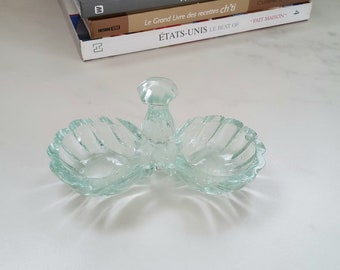 Saleron vintage en verre teinté vert d'eau