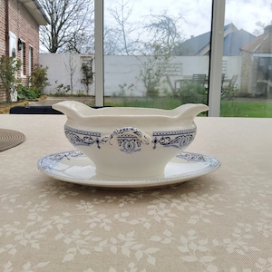Massena BFK ceramic sauce boat with blue frieze