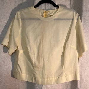 Vintage Pale Yellow Short Sleeve Top