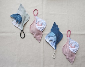 Choose your mini manta ray plush set, with a soft seashell pouch — handmade marine gift for babies, children and ocean lovers