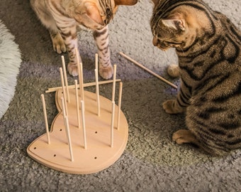 Knabberboard für Katzen aus Holz, Biberboard, Handgemacht & Personalisierbar, Fummelbrett