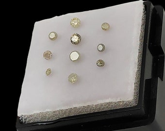 Zertifizierte Diamanten, natürliche Diamanten, Schachtel mit 10 facettierten Diamanten, konfliktfreie Diamanten, Schmuckzubehör oder Sammlung, lose Diamanten