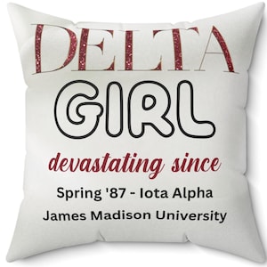 Almohada personalizada Delta, decoración de hermandad, regalo de hermana con letra griega, cojín con tema DST personalizado, información de compromiso única, hermandad