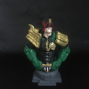 Judge Dredd | Judge Dredd Bust | Jude Dredd Figure | Collectible Statue | Gift | Christmast Gift | Birthday Gift