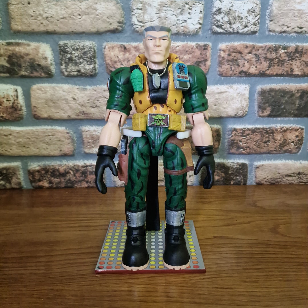 Y*t様 Small Soldiers Chip Hazard フィギュア s-l1200.jpg