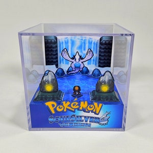 Pokémon SoulSilver Lugia Encounter - Cubo Diorama con Suono e Luce LED - Regalo Perfetto per gli Amanti dei Pokémon