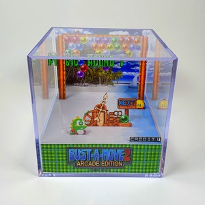 Bust-A-Move 2: Arcade Edition - Diorama Cube with Sound and LED Light - Gamer decor for Arcade lovers