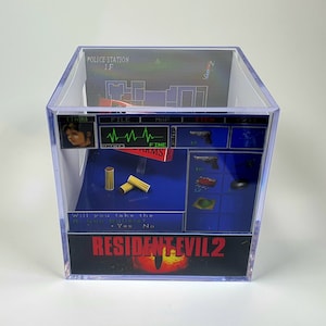 Pantalla de inventario de Claire Redfield de Resident Evil 2: Cubo diorama con sonido y luz LED: regalo para fans de Resident Evil.