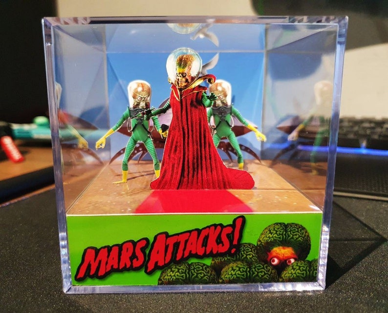 Mars Attacks Diorama Cube With Sound and LED Light Etsy
