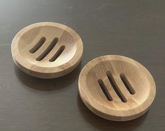 Bamboo Soap Dish for Shower Steamers – Eco-Friendly Slatted Drain Tray