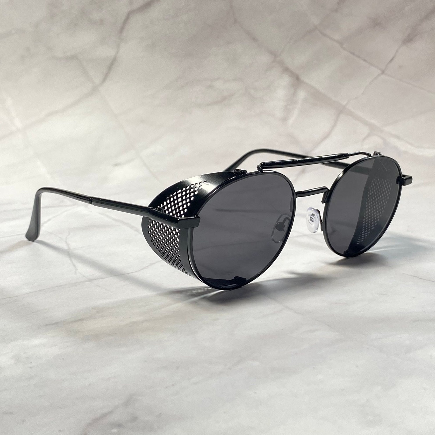Side Shield Steampunk Sunglasses Black Lense Metal Frame Y2K  display picture 2