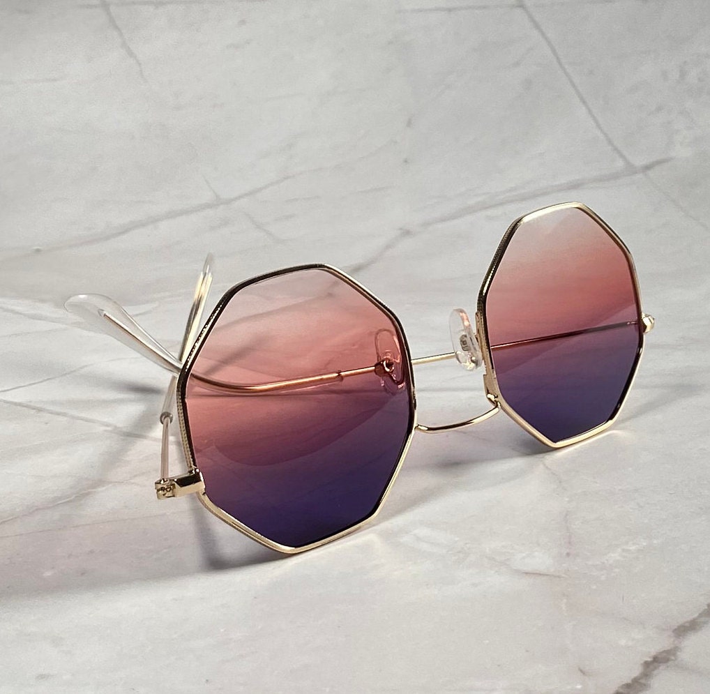 Occhiali Da Sole Neri Gli Occhiali Insanguinati Di John Lennon Per