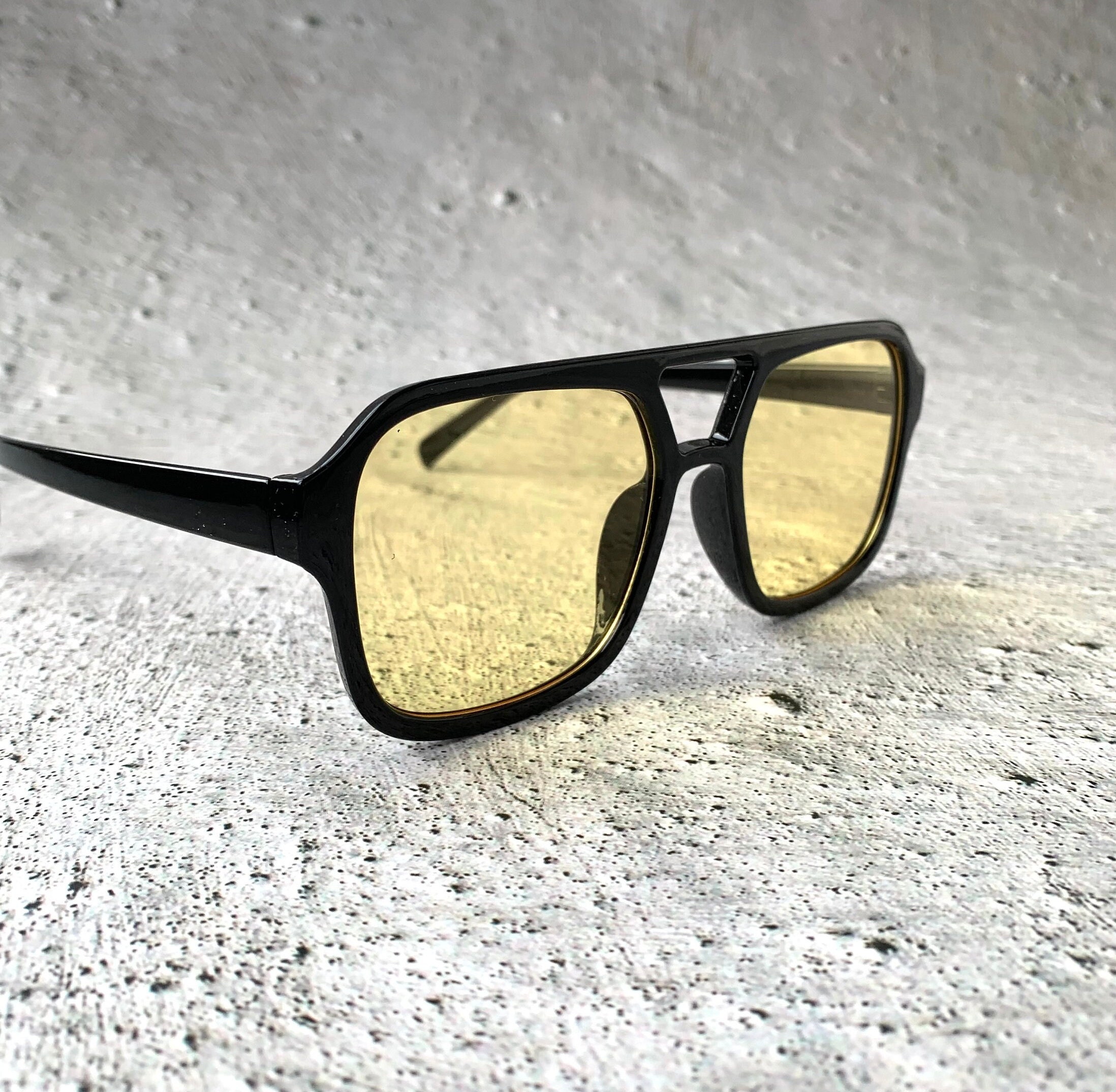 Louis Vuitton LV x YK 1.1 Millionaires Painted Dots Sunglasses Black Acetate & Metal. Size W